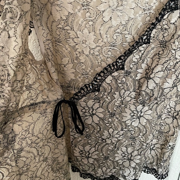 Sheer Floral Lace Wrap Blouse, Size 10-12 - Picture 8 of 8